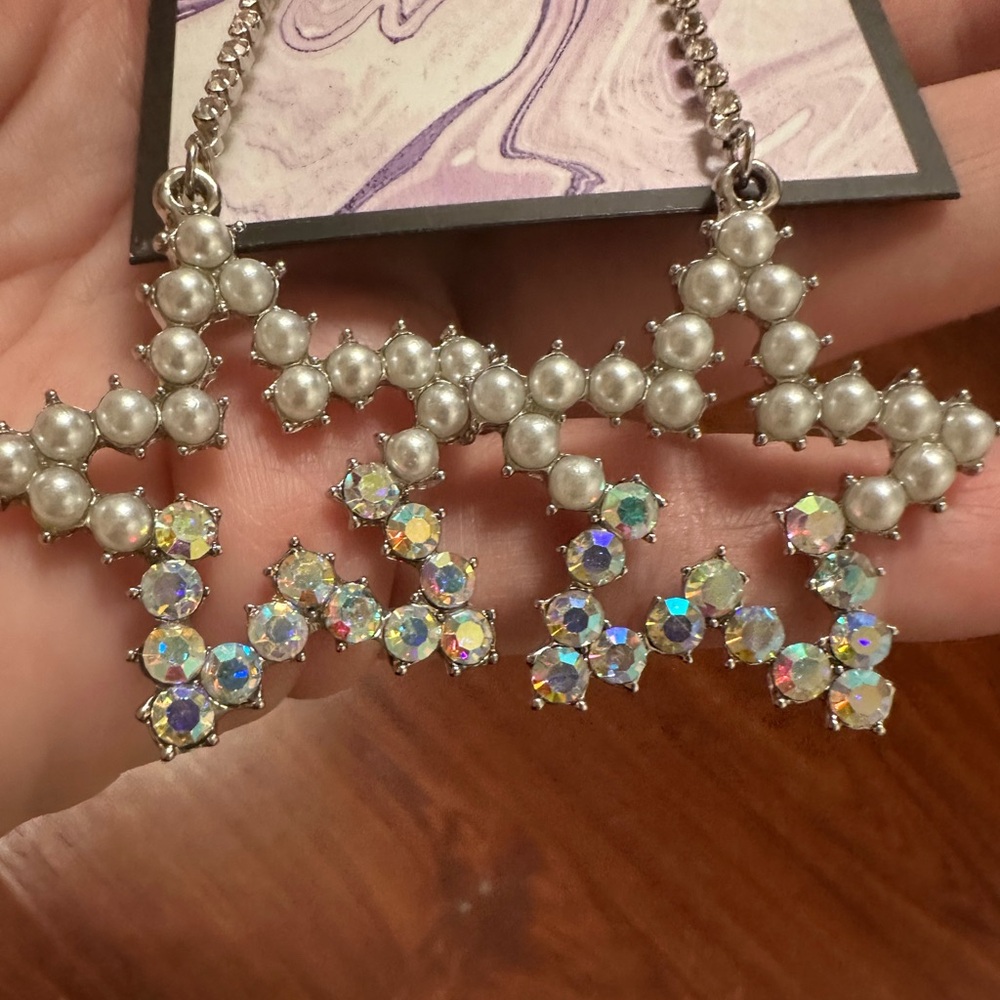 BCBGeneration Star Drop Crystal & Faux Pearl Embellishments Dangle Earrings‎ NWT